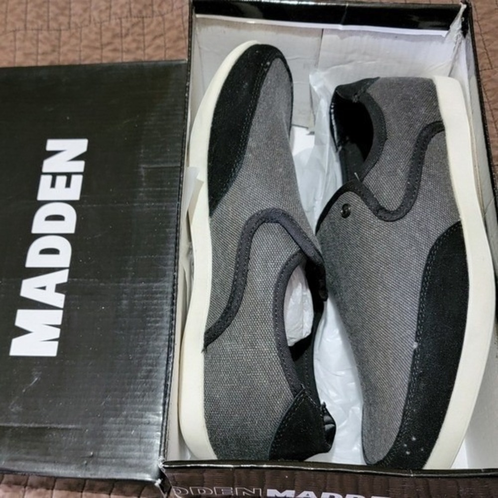 Madden Men M-Gindle Black Grey Fabric Slip On Sneakers Shoes 7.5 Low Top Loafers - Picture 2 of 12